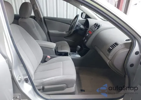 2011 Nissan Altima 2.5 S z USA, uszkodzony, nr VIN 1N4AL2AP2BC106671